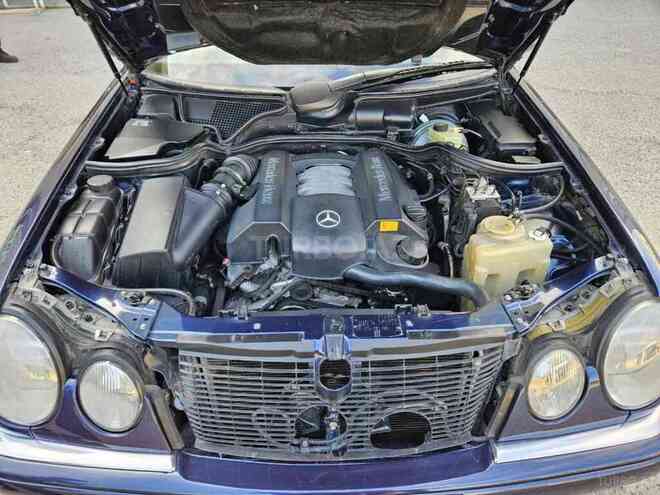 Mercedes E 240 1999, 38,500 km - 2.4 l - Bakı