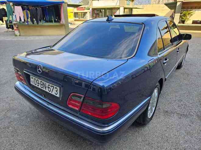 Mercedes E 240 1999, 38,500 km - 2.4 l - Bakı
