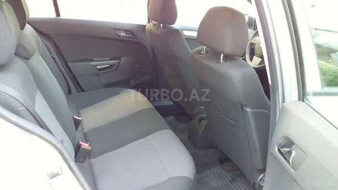 Opel Astra 2008, 168,000 km - 1.4 л - Bakı