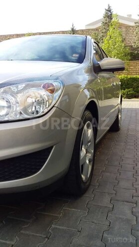Opel Astra 2008, 168,000 km - 1.4 л - Bakı