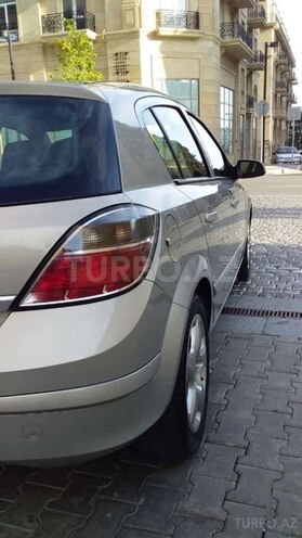 Opel Astra 2008, 168,000 km - 1.4 л - Bakı
