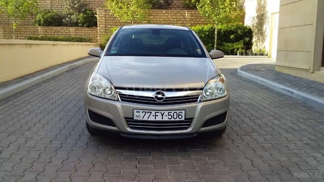Opel Astra 2008, 168,000 km - 1.4 л - Bakı