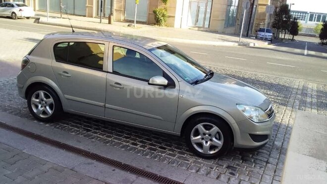 Opel Astra 2008, 168,000 km - 1.4 л - Bakı
