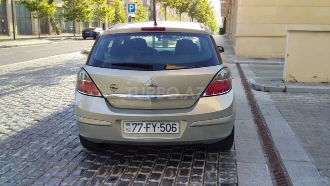 Opel Astra 2008, 168,000 km - 1.4 л - Bakı