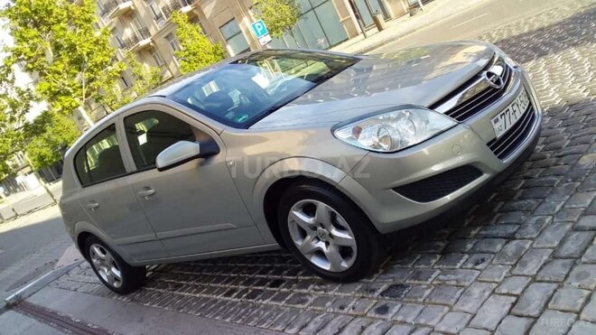 Opel Astra 2008, 168,000 km - 1.4 л - Bakı