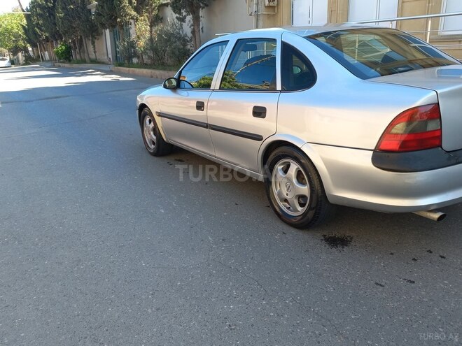 Opel Vectra 1998, 251,000 km - 1.8 l - Bakı