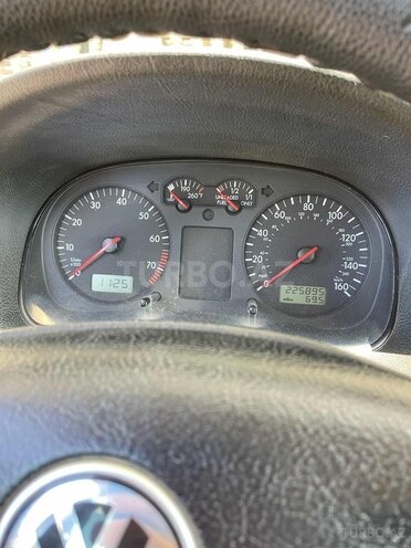 Volkswagen Jetta 2001, 226,000 km - 2.0 l - Hacıqabul