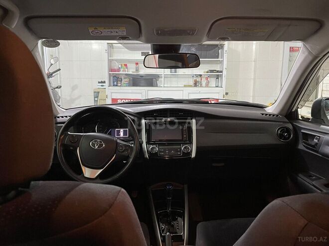 Toyota Corolla 2015, 169,000 km - 1.5 l - Bakı