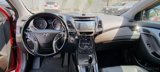 Hyundai Elantra 2014, 135,185 km - 1.8 l - Bakı