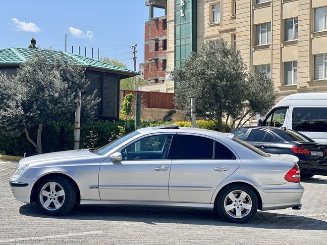 Mercedes E 240 2003, 324,000 km - 2.4 l - Bakı