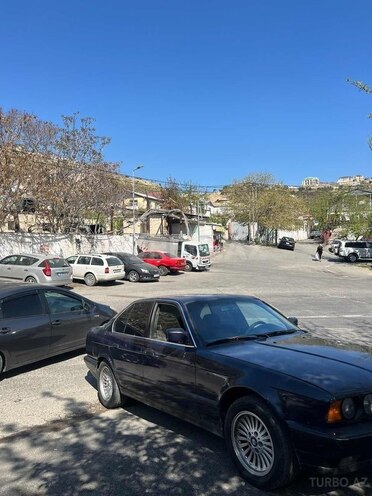 BMW 520 1992, 255,000 km - 2.0 l - Bakı