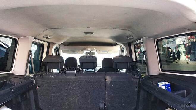Fiat Doblo 2013, 145,000 km - 1.4 l - Bakı