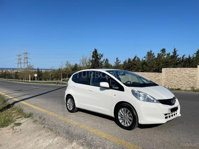 Honda  2011, 118,000 km - 1.3 l - Bakı