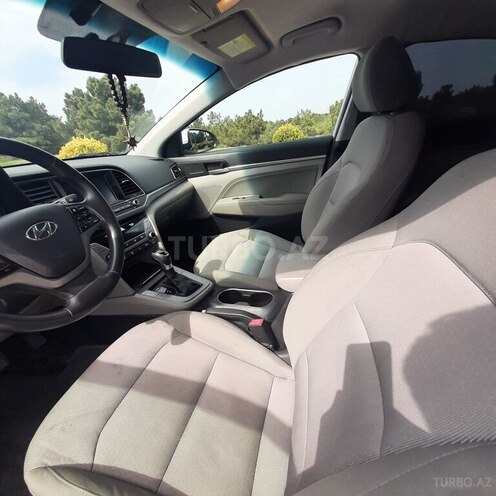 Hyundai Elantra 2017, 70,500 km - 1.4 l - Bakı
