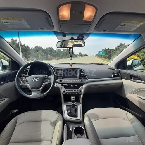 Hyundai Elantra 2017, 70,500 km - 1.4 l - Bakı