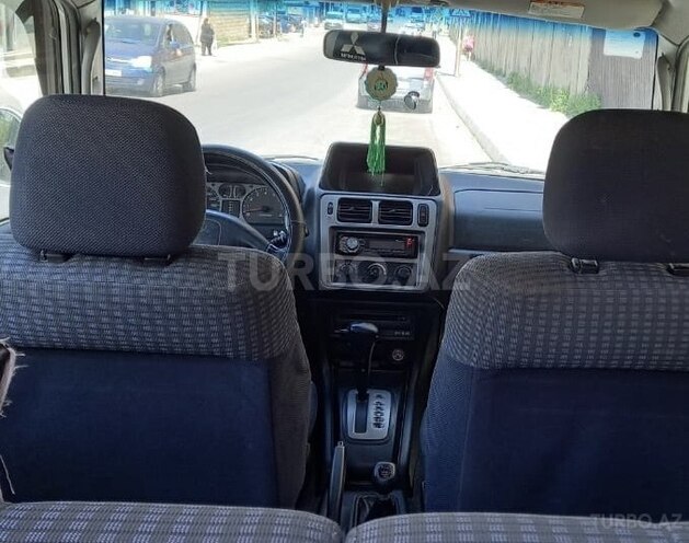 Mitsubishi Pajero io 2001, 186,000 km - 2.0 l - Bakı