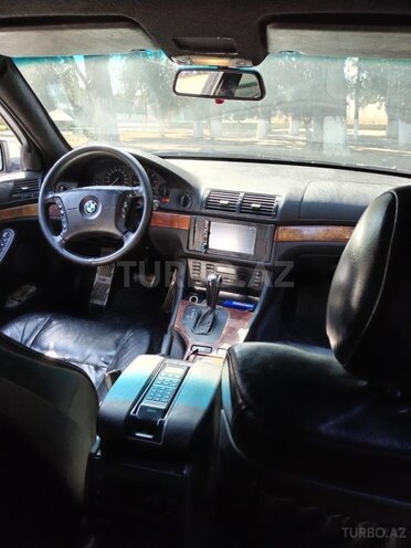 BMW 528 2000, 178,600 km - 2.8 l - Sumqayıt