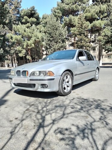 BMW 528 2000, 178,600 km - 2.8 l - Sumqayıt