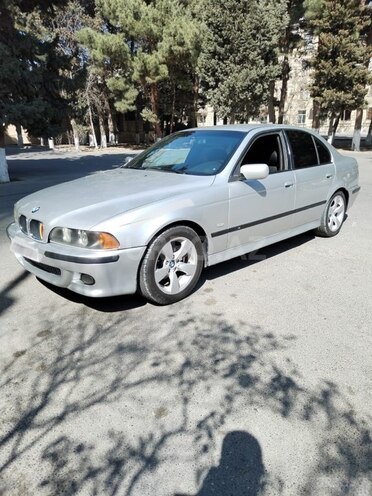 BMW 528 2000, 178,600 km - 2.8 l - Sumqayıt