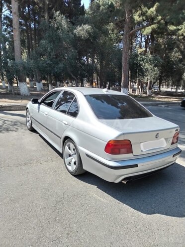 BMW 528 2000, 178,600 km - 2.8 l - Sumqayıt