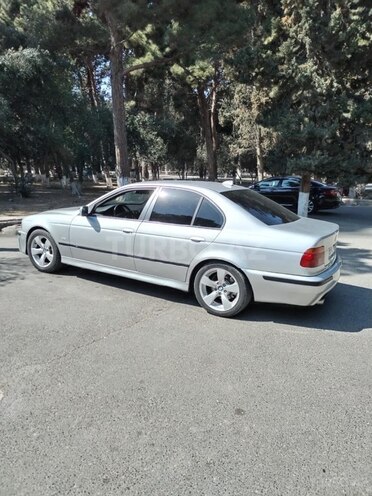 BMW 528 2000, 178,600 km - 2.8 l - Sumqayıt