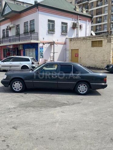 Mercedes E 230 1992, 350,000 km - 2.3 л - Bakı