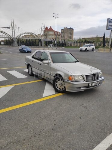 Mercedes C 240 1997, 430,000 km - 2.4 л - Bakı