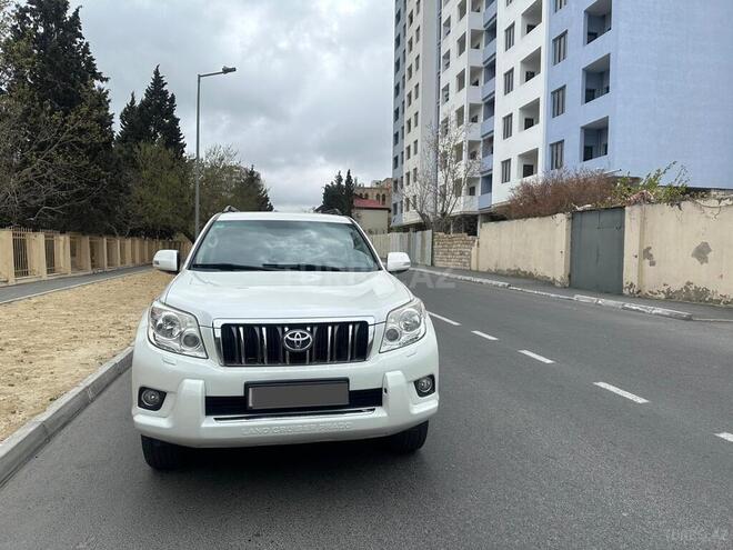 Toyota Prado 2010, 288,000 km - 2.7 л - Bakı