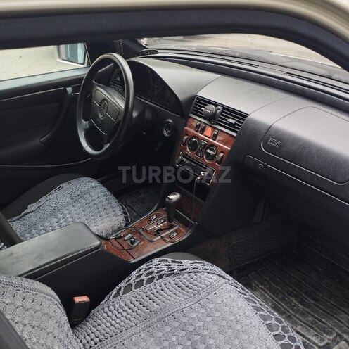 Mercedes C 240 1998, 332,500 km - 2.4 l - Ağsu
