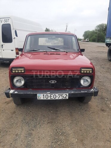 LADA (VAZ) Niva 1992, 250,000 km - 1.6 л - Yardımlı