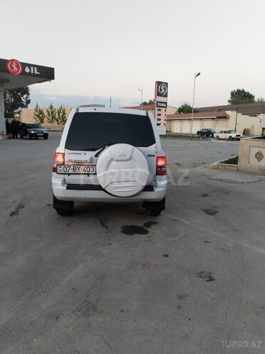 Mitsubishi Pajero io 2002, 210,472 km - 2.0 л - Sabirabad