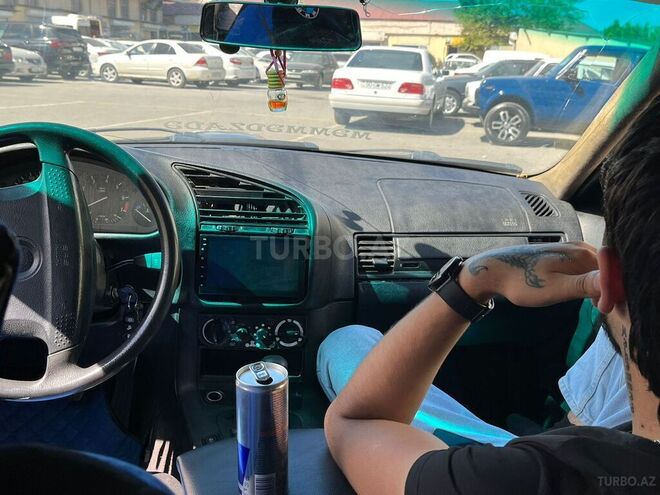 BMW 320 1994, 30,000 km - 2.0 l - Sumqayıt