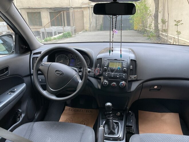 Hyundai i30 2009, 210,600 km - 1.4 л - Bakı