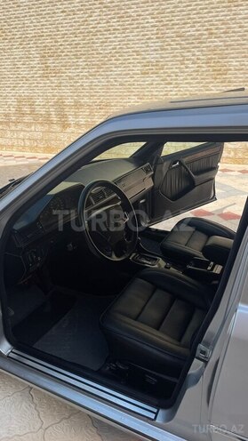 Mercedes E 280 1995, 374,000 km - 2.8 l - Mingəçevir