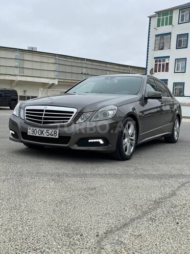 Mercedes E 250 2009, 310,000 km - 2.2 l - Bakı