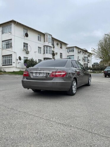 Mercedes E 250 2009, 310,000 km - 2.2 l - Bakı