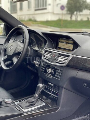 Mercedes E 250 2009, 310,000 km - 2.2 l - Bakı