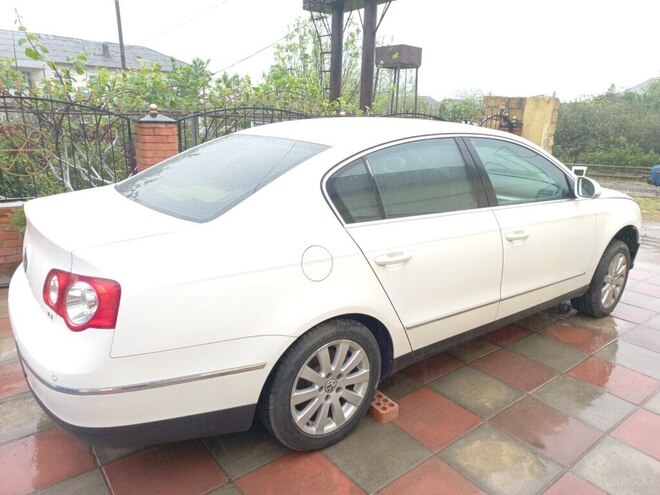 Volkswagen Passat 2010, 156,985 km - 1.8 l - Lənkəran