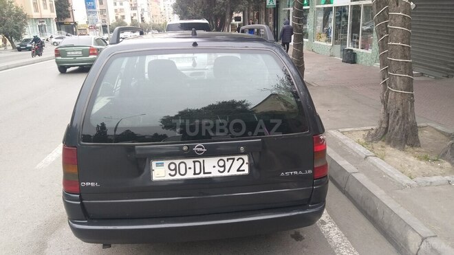 Opel Astra 1997, 270,000 km - 1.6 l - Bakı