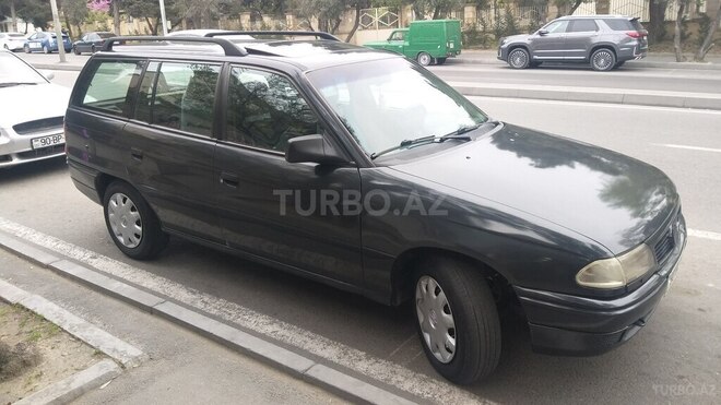 Opel Astra 1997, 270,000 km - 1.6 l - Bakı
