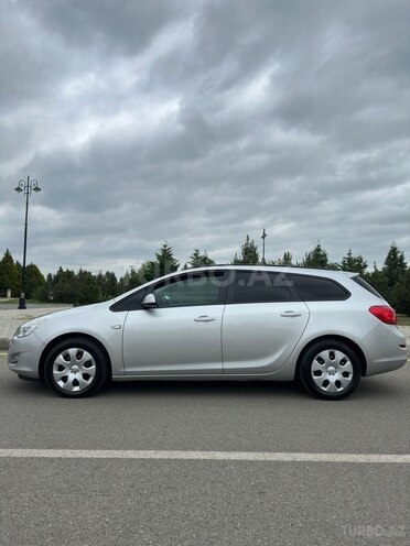 Opel Astra 2012, 288,480 km - 1.3 л - Ağdaş