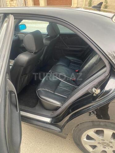 Mercedes E 320 2000, 298,000 km - 3.2 л - Bakı