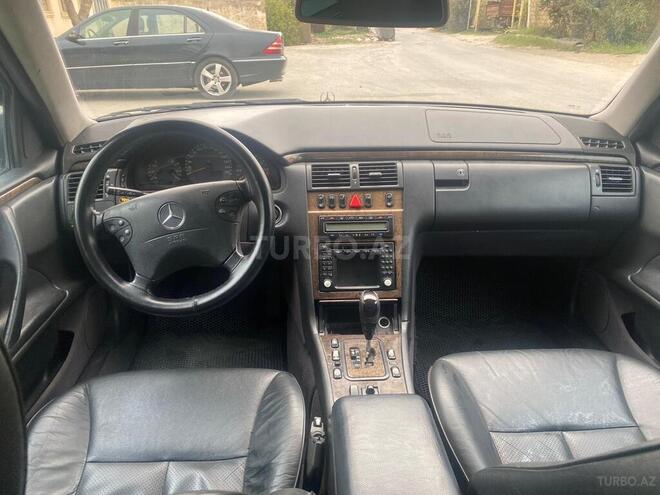 Mercedes E 320 2000, 298,000 km - 3.2 л - Bakı