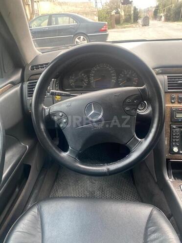 Mercedes E 320 2000, 298,000 km - 3.2 л - Bakı