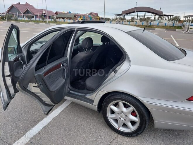 Mercedes C 200 2000, 293,600 km - 2.0 л - Xırdalan