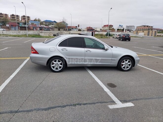 Mercedes C 200 2000, 293,600 km - 2.0 л - Xırdalan