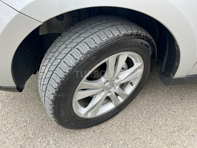 Hyundai Santa Fe 2009, 218,456 km - 2.0 l - Naftalan