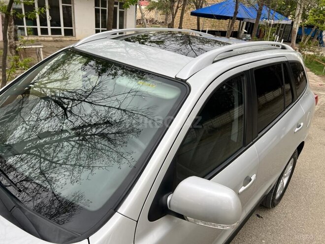 Hyundai Santa Fe 2009, 218,456 km - 2.0 l - Naftalan