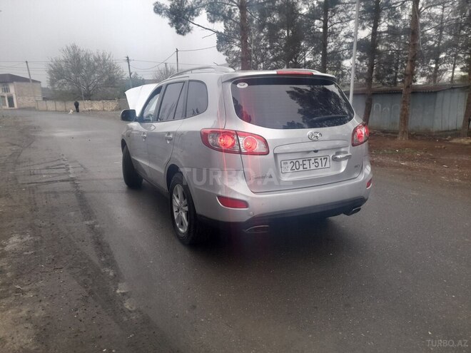 Hyundai Santa Fe 2009, 218,456 km - 2.0 l - Naftalan
