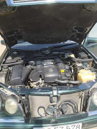 Mercedes E 280 1998, 350,000 km - 2.8 l - Gəncə